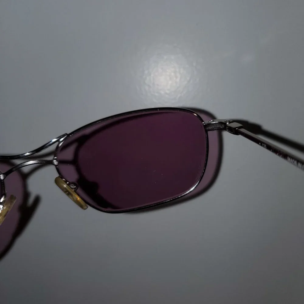 Gucci Men's Black Frame Sunglasses with Purple Lenses